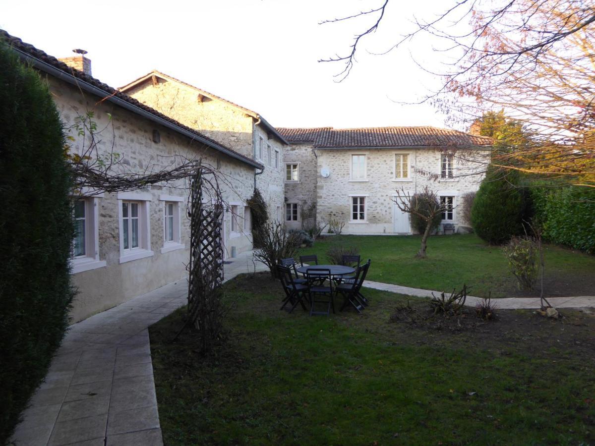 La Boulangeraie Bed & Breakfast Saint-Junien Dış mekan fotoğraf